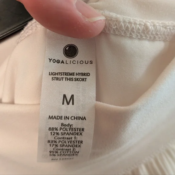 Yogalicious White A-Line Pleated Mini Skirt With Shorts - Picture 4 of 4